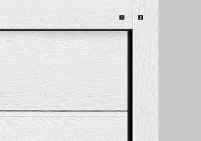 Одинаковый внешний вид направляющей и полотна ворот